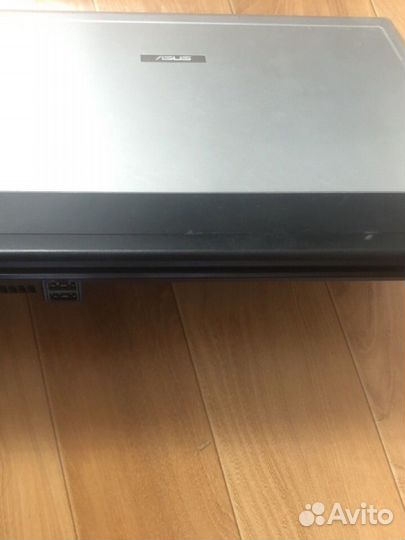 Ноутбук Asus