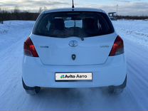 Toyota Yaris 1.0 MT, 2009, 120 325 км, с пробегом, цена 580 000 руб.