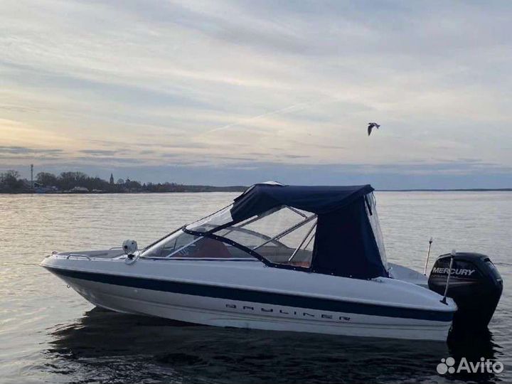 Прогулки на катере по Селигеру. Экскурсии