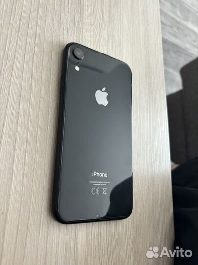 iPhone Xr, 64 ГБ