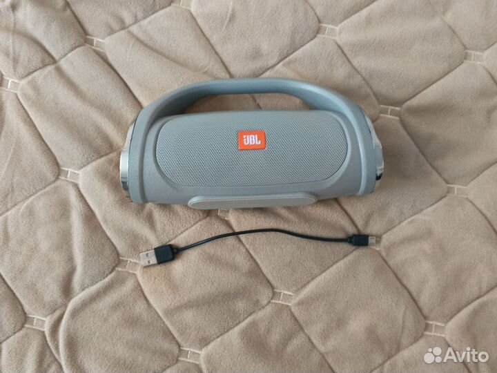Блютуз колонка jbl