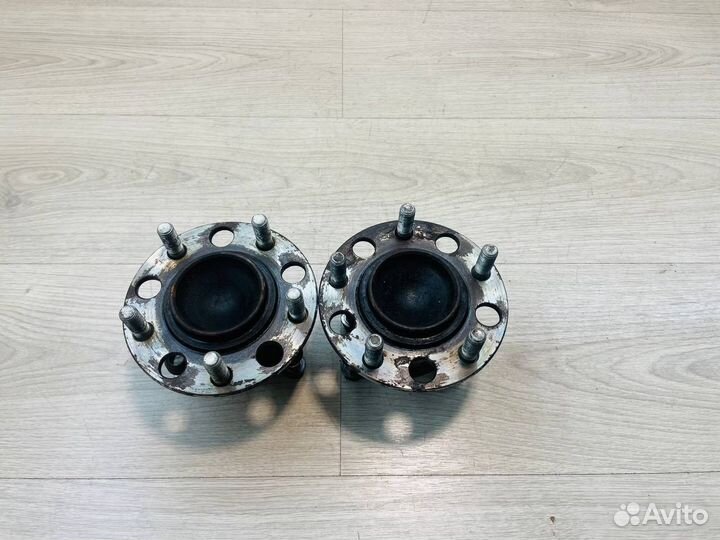 Ступица задняя Mitsubishi Lancer 10