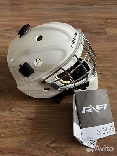 Шлем вратарский детский