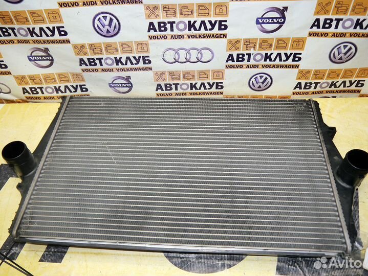 Интеркулер Вольво S60 S80 V70 XC70