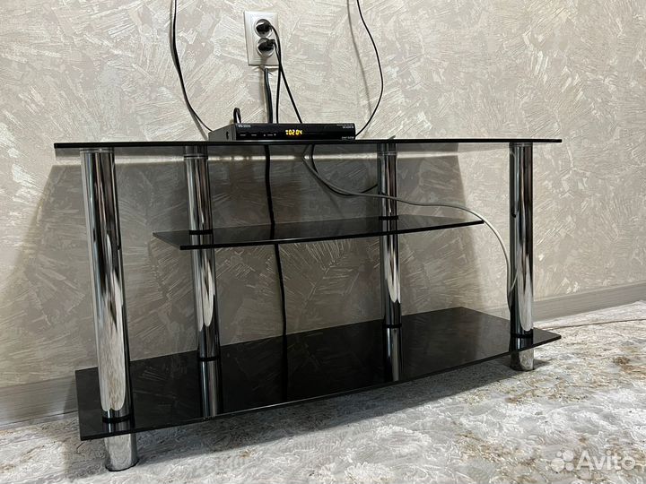 Подставка для телевизора