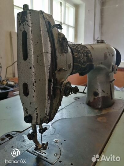 Швейная промышленная машинка 1022 класс