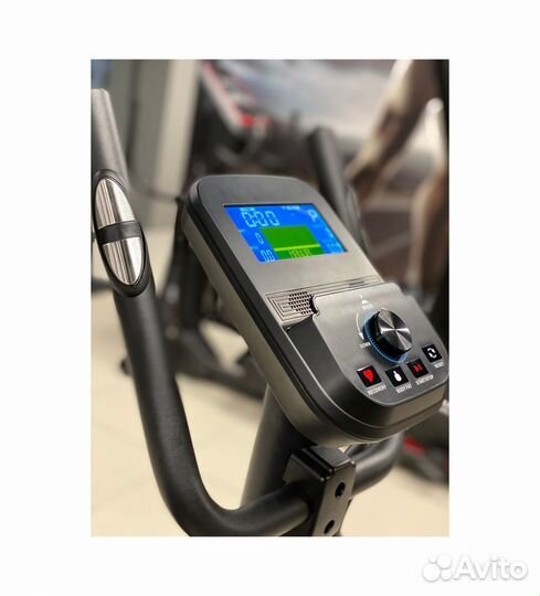 Эллиптический тренажeр Altezani E 140