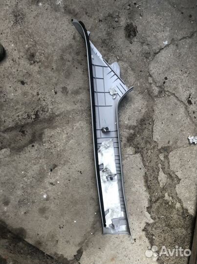 Обшивка передней стойки Мазда сх9 CX9