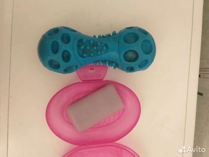 Мячики для собак и гантеля