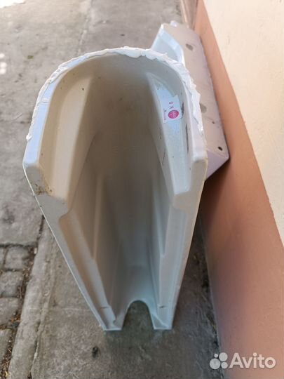 Раковина подвесная с пьедесталом в ванную б/у