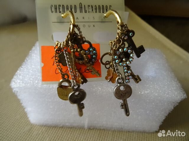 Бижутерия Tiffany&Co,Eleonora Cavaletti,Испания