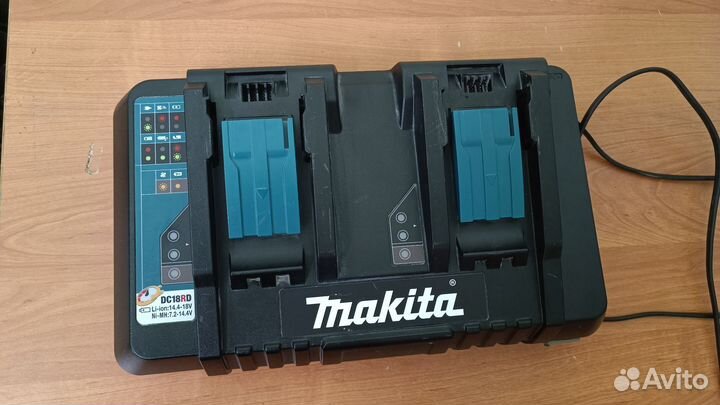 Зарядное устройство makita