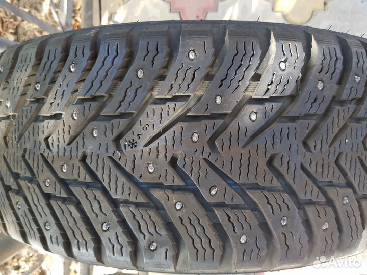 Nokian Tyres Hakkapeliitta 8 SUV 215/60 R17