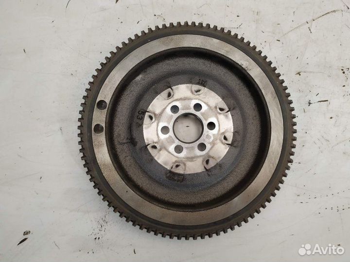 Маховик 1340533030 Toyota Auris E15