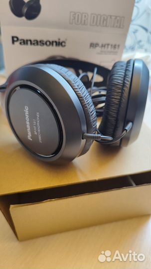 Проводные наушники