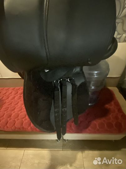 Седло для лошади