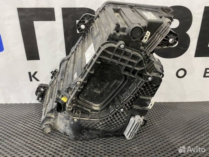 Фара правая Volvo FH5 24056510