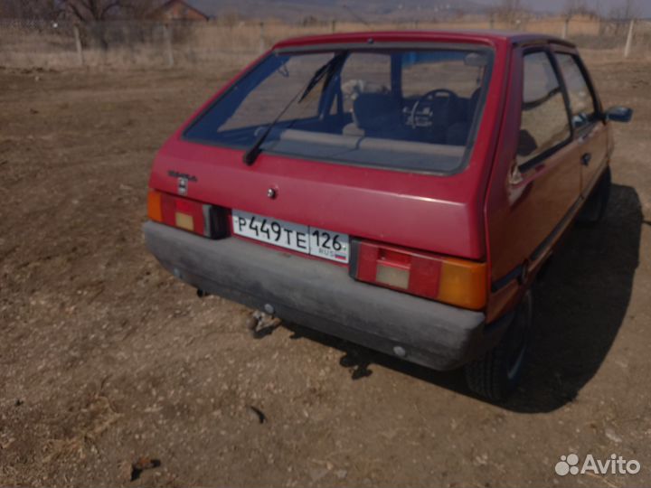 Капот Таврия