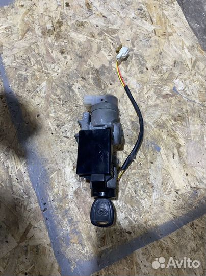 Замок зажигания Тагаз Вега С100