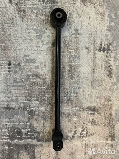 Задний продольный рычаг