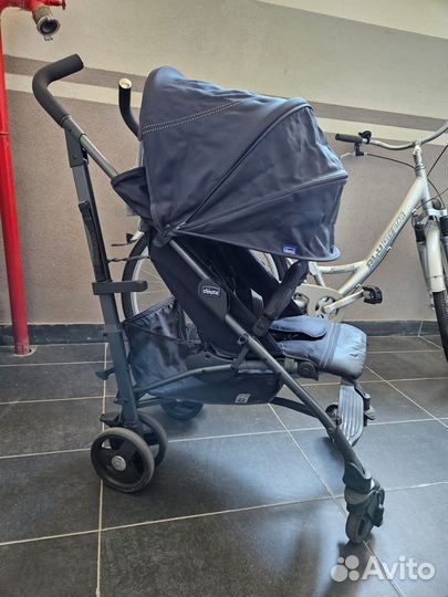 Прогулочная коляска