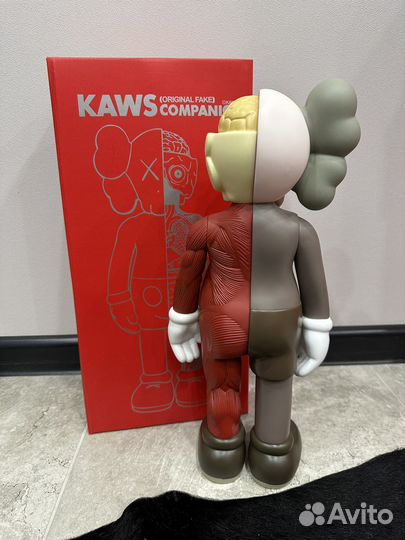 Игрушка Kaws (красная)