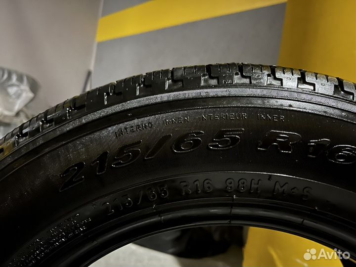 Pirelli Scorpion All Season SF2 215/65 R16