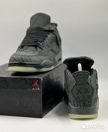 Кроссовки nike air jordan 4 retro kaws