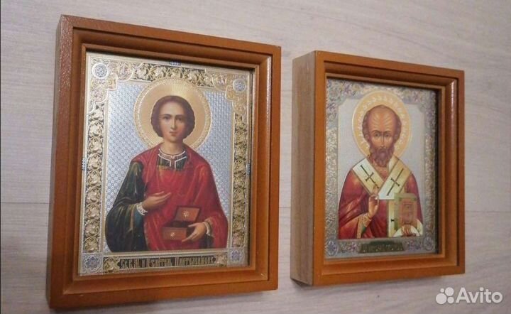 Иконы: Николай Чуд-ц, цел. Пантелеймон