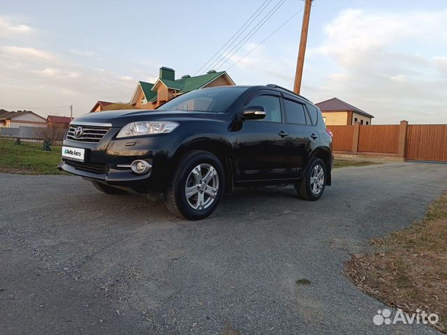 Toyota RAV4 2.0 MT, 2011, 139 000 км с пробегом, цена 1810000 руб.