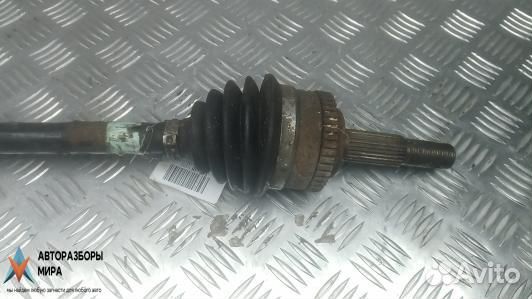 Полуось передняя правая (приводной вал, ШРУС)