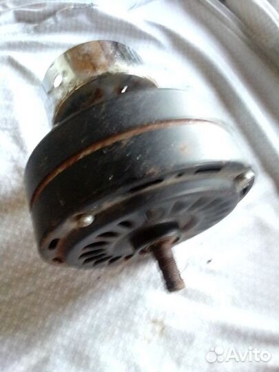 Потолочный вентилятор