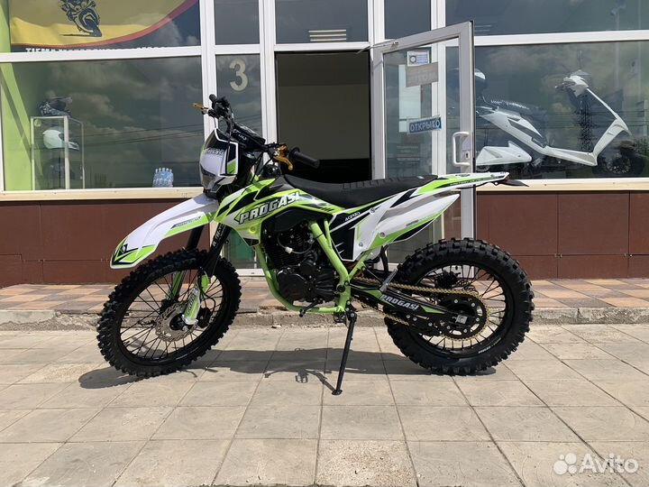Мотоцикл Progasi Super MAX 250