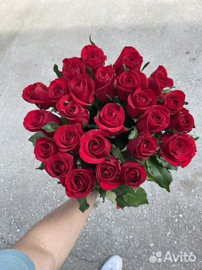 Роза алая бордовая красная 70см длиной