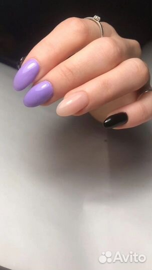 Модель на маникюр