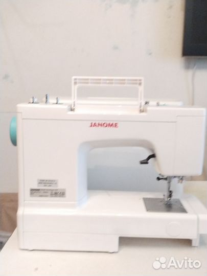 Швейная машина janome новая