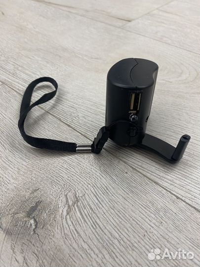 Ручное зарядное устройство для телефона