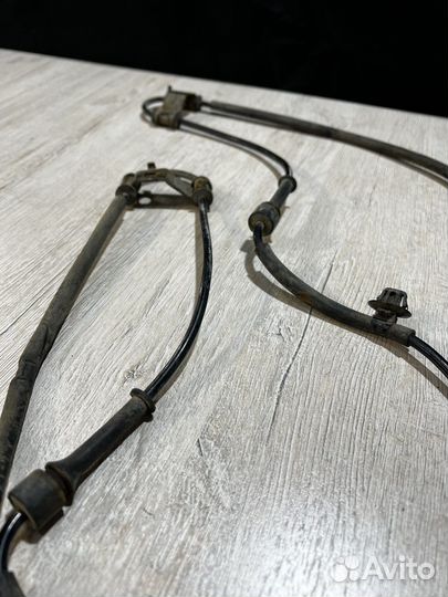 Передние датчики ABS Hyundai Santa Fe DM