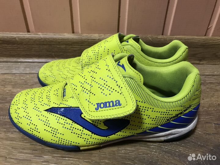 Бутсы футбольные р. 35