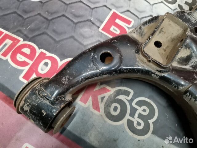 Рычаг подвески передний правый Toyota Land Cruiser