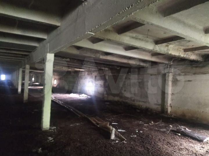 Здание, 1500 м²