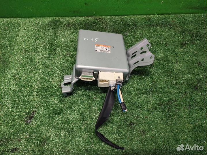 Блок управления рулевой колонкой Toyota Auris E15