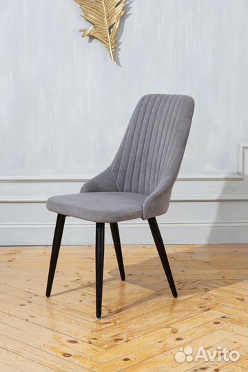 Мягкий стул со спинкой