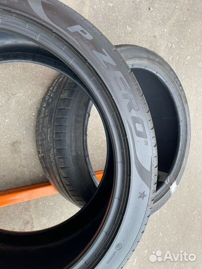 Pirelli P Zero 295/35 R21 107Y