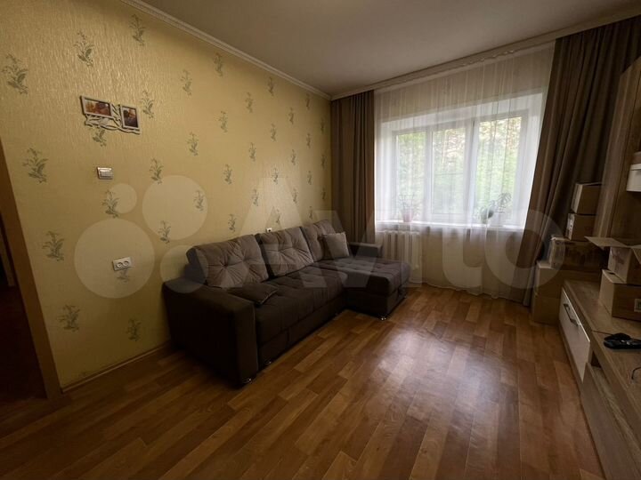 3-к. квартира, 86 м², 3/9 эт.