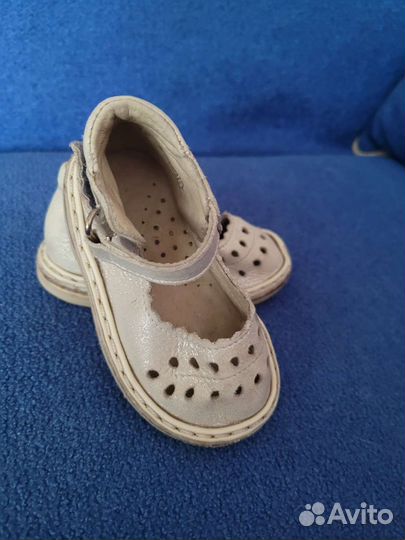 Сандалии для девочки