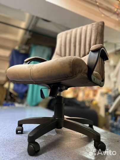 Компьютерное кресло