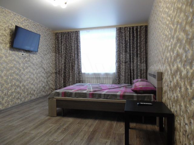 1-к. квартира, 42 м², 2/5 эт.