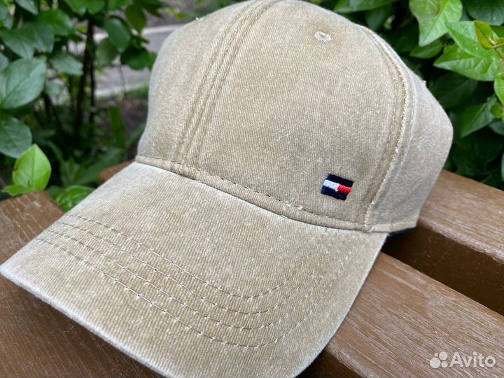 Бейсболка Tommy Hilfiger