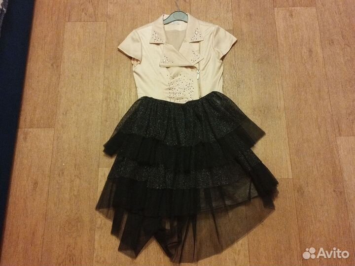 Нарядное платье 146